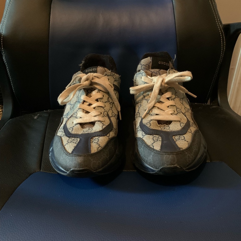 Gucci Cream and Blue Sneakers Comfortable Athletic Design